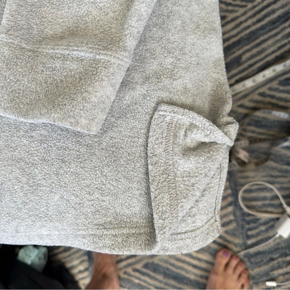 The Wonderful World of Disney Mickey Mouse Hoodie Sweatshirt- Grey Size 22/24 W - Picture 5 of 10